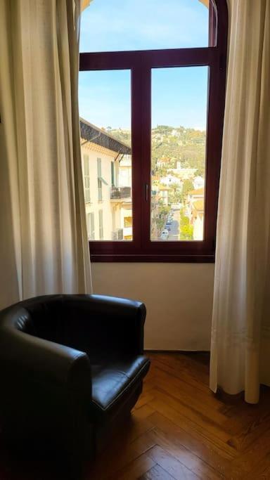 Thekeystudio,Tiramisu Nel Cuore Della Citta Bordighera Exterior photo